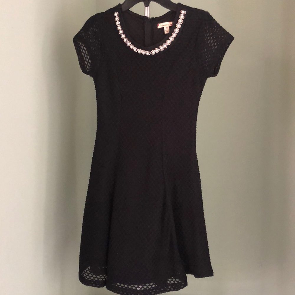 Speeckless dress with pearl/gem neckline